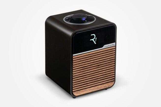 Ruark Audio R1Mk4 Deluxe Bluetooth Radio