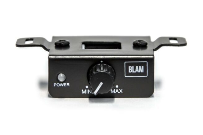 BLAM RA501D (1 x 500W) Automonovahvistin