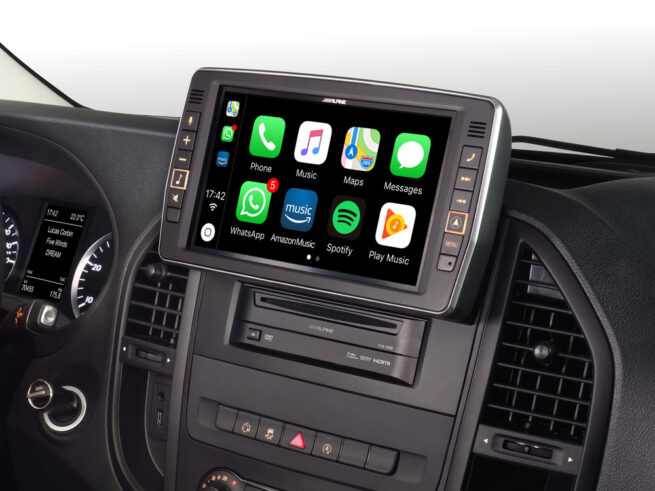 Alpine Mercedes Vito X902D V447 Navisoitin 3 1 Alpine X903D-V447 9" Navisoitin MB Vito W447 MB Vitoon (V447) tehty Premium navigointisoitin, kolmen vuoden ilmaisilla karttapäivityksillä, Apple CarPlay:llä, Android Auto:lla, HDMI-liitännöillä, Bluetoothilla, USB:llä ym.ym. X903D-V447 on entistä nopeammalla prosessorilla ja suuremmalla muistikapasiteetilla = Vielä aiempiakin malleja tehokkaampi ja nopeampi navigointi! HUOM: Soittimen valikot ovat suomen kielellä ja navigointi antaa myös opastukset suomeksi.