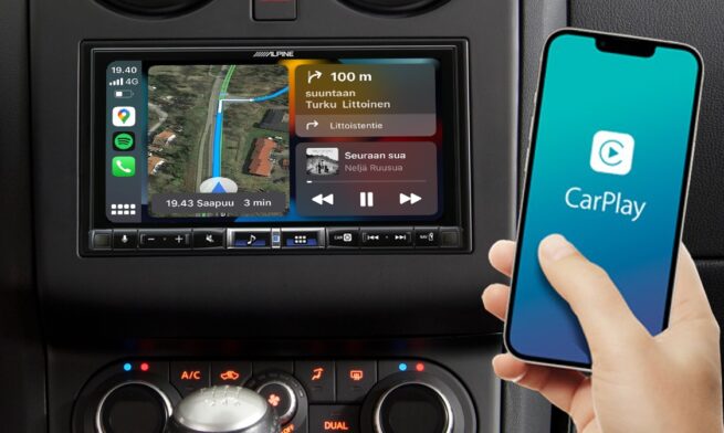 iLX 705D Qashqai carplay radiokulma.fi Alpine ILX-705D Nissan Qashqai Multisoitin Erittäin suosittu Alpine ILX-705D räätälöitynä Nissan Qashqai 2006 – 2013 autoihin, joissa perusmallin soiti tai tehdasasennettu navigointi, ei autoihin joissa bose. Apple CarPlay (Langaton) ja AndroidAuto ominaisuuksilla. Bluetooth langaton äänentoisto ja hands-free puhelut. Maailman ensimmäinen autoihin tehty jälkiasennussoitin, jossa Tidal streamaus täysin pakkaamattoman musiikin toistamiseen (päivitys versioon 2.0.000 vaaditaan).
