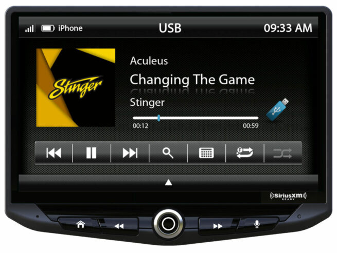 Stinger heigh 10 UN1810 AndroidAutoMaps 6 Stinger HEIGH10 10" multimediasoitin Stingerin 10″ näytöllä oleva multimediasoitin. Apple CarPlay Android Auto Bluetooth RDS- ja DAB virittimet Neljän kameran sisääntulot Optinen lähtö