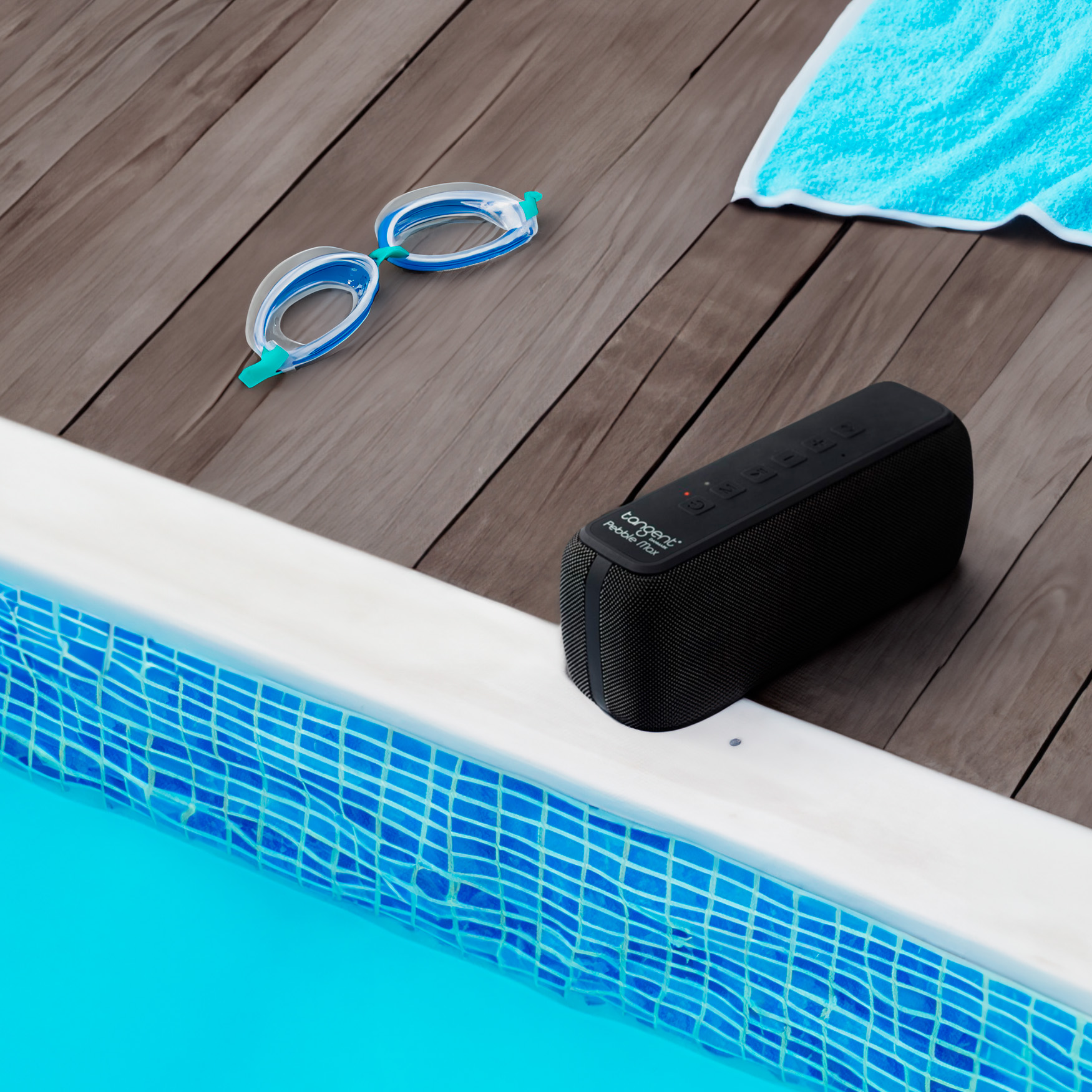tangent pebble swimming pool radiokulma.fi Tangent Pebble Max Bluetooth kaiutin IPX 5 roiskevesisuojattu Pebble Max - Bluetooth-kaiutin tarjoaa korkealaatuista ääntä ja kestävyyttä. Tämä kompakti kaiutin tarjoaa uskomattoman bassokkaan äänenlaadun, joka syventää musiikkielämystäsi! Olipa kyseessä bile tai rentoutumishetki, Pebble Max pitää huolen siitä, että musiikki soi täydellä voimalla. Lisäksi kaiutin on suunniteltu kestämään roiskevettä, joten voit nauttia suosikkimusiikistasi missä tahansa. Koe ääni- ja seikkailuelämys Pebble Maxin avulla! Lisäksi langattoman TWS stereoliitännän avulla voit tehdä kahdesta Pebble Max kaiuttimesta kaiutinparin ja nauttia korkealaatuisesta stereo äänentoistosta.  