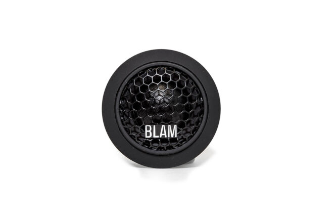 BLAM130RFS 3 Blam 130 RFS 5.25" 2-Tie Erillissarja Yksi eniten myydyistä  5,25” erillissarjoista uudistui: BLAM 130RS on nyt BLAM 130RFS Uudistettu painos tuo mukanaan: Uuden rungon Uudet terminaalit Matalamman asennussyvyyden Laajemman toistoalueen