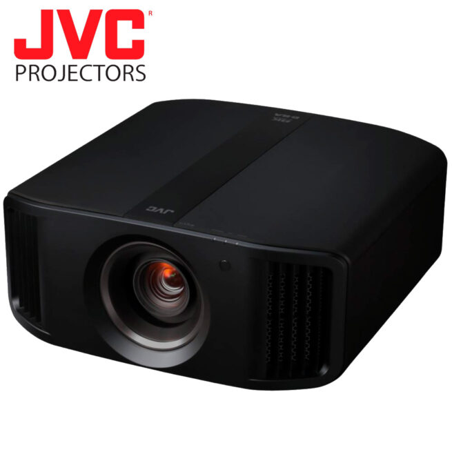 JVC DLA NZ8 3 JVC DLA-NZ8 8K/e-shiftX Laser-projektori, musta DLA-NZ8 D-ILA-projektori on maailman ensimmäinen kotiteatteriprojektori, jossa on täysiverinen 8K/60p ja 4K120p -yhteensopivuus. Se on varustettu JVC:n uudella 8K/e-shiftX-tekniikalla, joka toistaa kuvaa huimalla 8K-tasoisella terävyydellä. Kuvantuotosta vastaa kolme natiivin 4K-resoluution D-ILA-kennoa, korkealaatuinen 65 mm:n lasilinssi ja tehokas Laser-valonlähde (valovoima maksimissaan 2500 lumenia). BLU-Escent-laserdiodivalonlähde auttaa osaltaan projisoimaan kuvaa, joka tuntuu poikkeuksellisen aidolta. HDR10+ -yhteensopiva projektori tarjoaa alan johtavaa HDR-suorituskykyä - ja tottakai, mustan taso ja kuvan elävyys ovat JVC:lle ominaiseen tapaan todella kokemisen arvoisia.