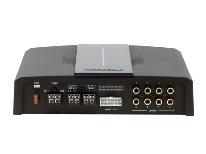 Alpine PXE C80 88 OPTIM8 8 kanavainen DSP vahvistin 2 Alpine Optim 8 PXE-C80-88 8-kanavainen DSP-vahvistin Alpine vie autoäänentoiston täysin uudelle tasolle, sillä OPTIM8 on tehty parantamaan minkä tahansa laitteiston ääntä. Kahdeksankanavainen DSP-vahvistin käyttää Eilex PRISM™ -teknologiaa, joka on ennennäkemätön ratkaisu autokäytössä. Eilex PRISM™ mittaa taajuusvasteen APVD (Acoustic Power Volume Density) -menetelmällä ja korjaa samanaikaisesti järjestelmän taajuus-, aika- ja vaihevirheet. Tällä tavalla ääni saadaan mahdollisimman lähelle sitä, millaiseksi se on alunperin studiossa tallennettu. Tämä tapahtuu automaattisesti ja vie käyttäjältä maksimissaan viisi minuuttia!