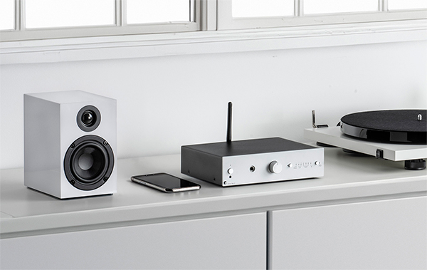 Pro-Ject Stereo Box E – kompakti, monipuolinen integroitu vahvistin