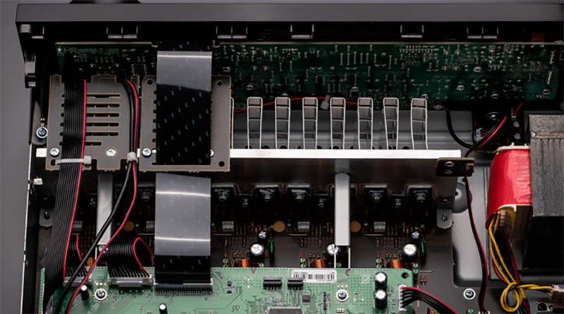 Denon AVR-X580BT 5.2 8K Kotiteatterin viritinvahvistin