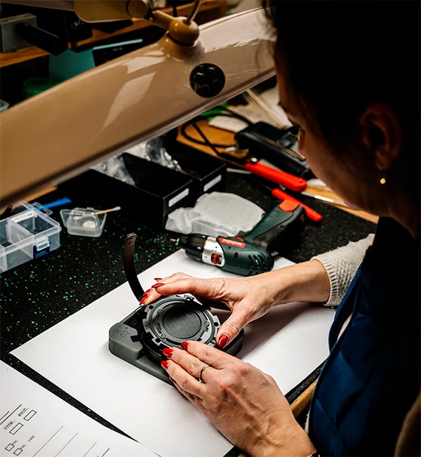 HEDD Audio HEDDphone D1 kuuloke-elementin kokoonpano käsityönä Saksassa