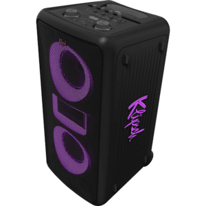 Klipsch Miami bilekaiutin sivusta, valaistu Klipsch-logo ja kuljetuspyörä