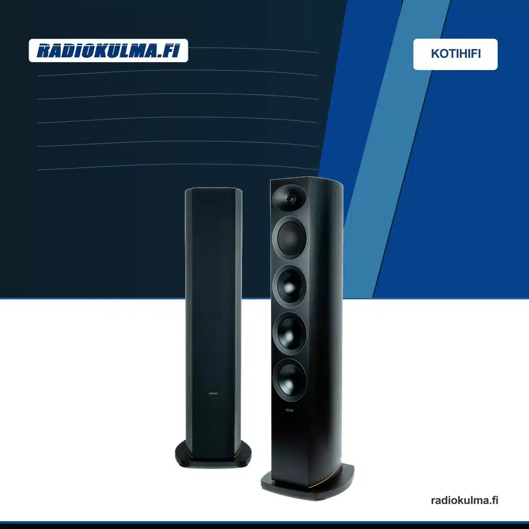 Arcam Radia R35 lattiakaiutinpari Black Walnut etuviistosta kuvattuna.