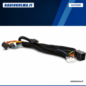 Rebec T-Johtosarja CS470X-ISO autohifin ISO-liittimillä kuvattuna.