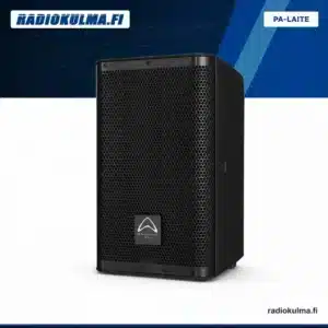 Wharfedale Pro TOURUS+ A8 8-tuumainen aktiivinen PA-kaiutin etuviistosta kuvattuna.