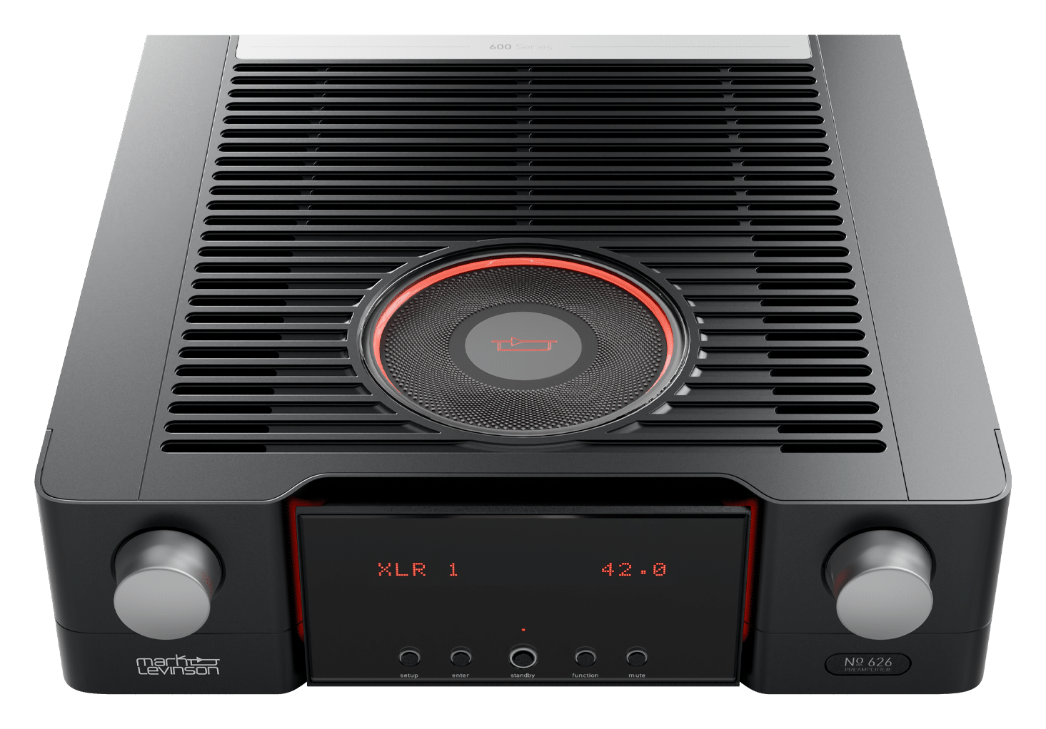 Mark Levinson № 626 -esivahvistin kokonaisena etuviistosta