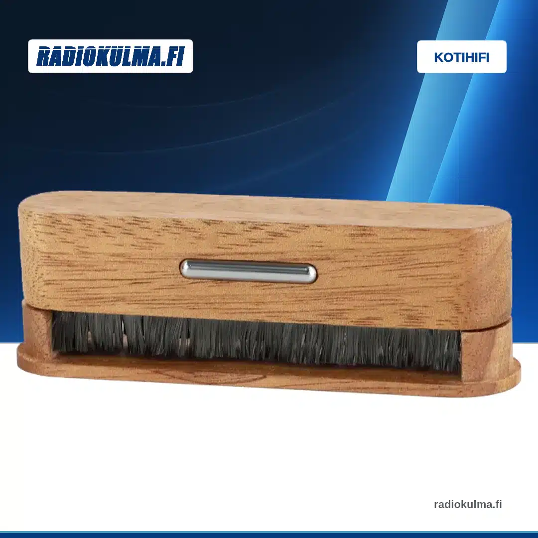 R-Audio Luxus Brush magneettisessa telakointialustassa