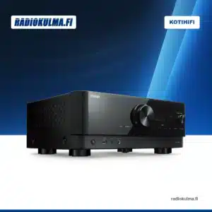 Musta Yamaha RX-V6A -kotiteatterivahvistin etuviistosta Radiokulman bränditaustalla.